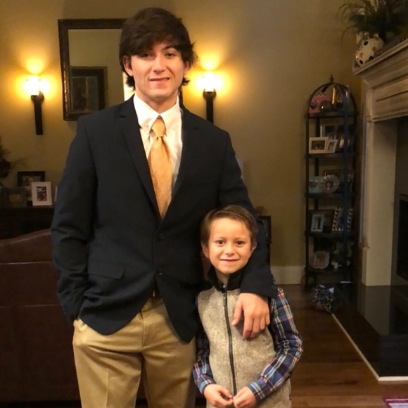 Meet your Posher, Jennifer - Picture 7 of 8